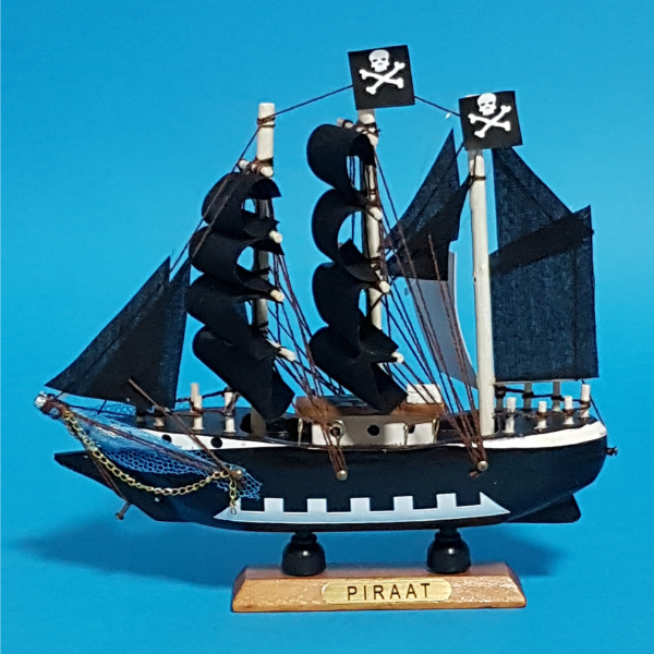 Deko Piratenschiff Holz